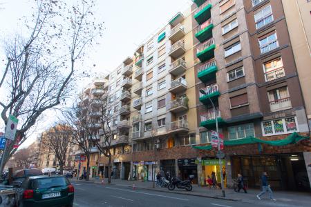 Maravilhoso apartamento para alugar na Rua de Viladomat