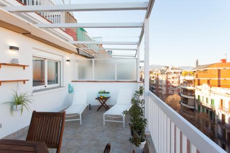 Maravilhoso apartamento para alugar na Rua de Viladomat