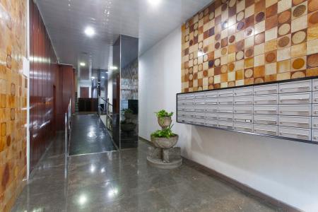 Maravilhoso apartamento para alugar na Rua de Viladomat
