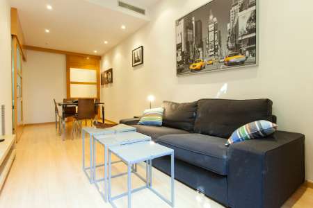 Appartement te huur in Barcelona Calabria - Diputacion