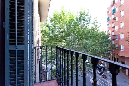 Appartement te huur in Barcelona Calabria - Diputacion
