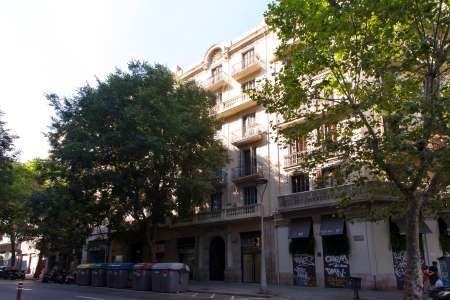 Appartement te huur in Barcelona Calabria - Diputacion