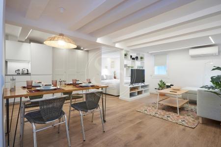 Studio in Affitto a breve termine a Barcelona Londres - Casanova