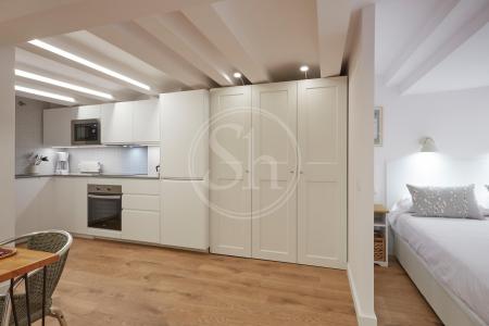 Studio in Affitto a breve termine a Barcelona Londres - Casanova