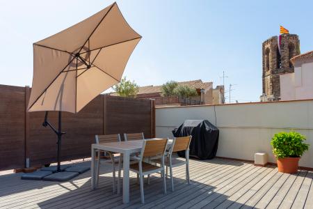 Piso con una gran terraza en El Gòtic