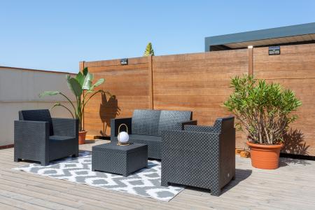 Piso con una gran terraza en El Gòtic