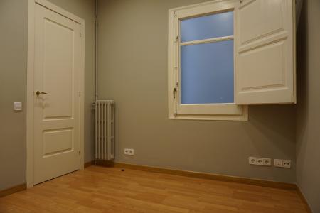 Appartement te huur in Barcelona Valencia - Casanova