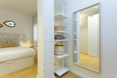 Appartement te huur in Barcelona Tamarit - Mercat Sant Antoni