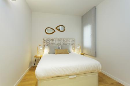 Appartement te huur in Barcelona Tamarit - Mercat Sant Antoni