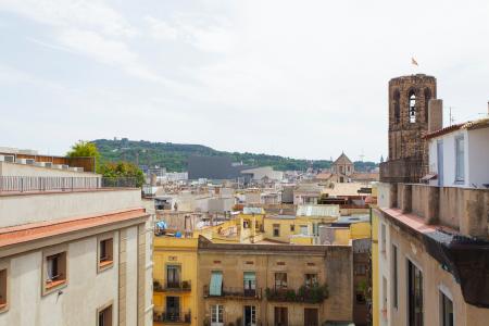 Prestigioso attico in affitto in via Salomo Ben Adret