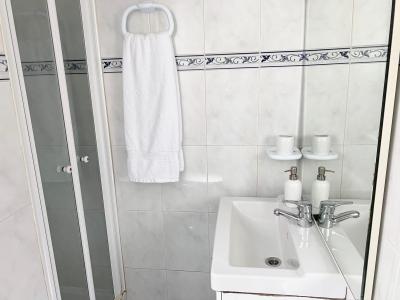 Vertical property for Rent in Madrid Paulina Odiaga- Metro Urgel