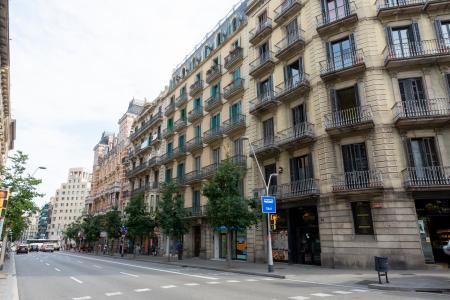Appartement te huur in Barcelona Balmes - Consejo De Ciento