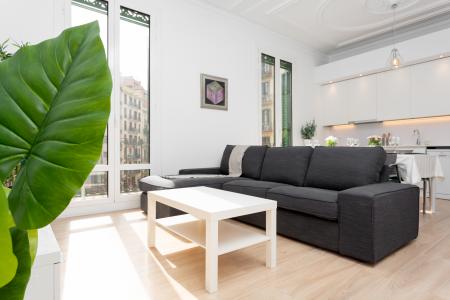 Lindo apartamento para alugar na r/ Balmes
