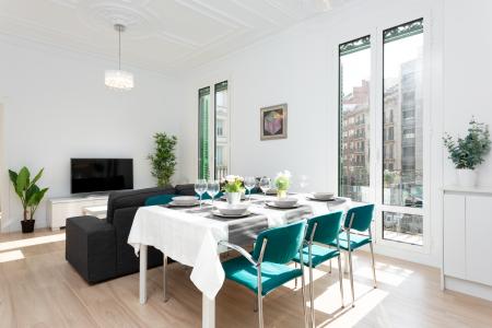 Lindo apartamento para alugar na r/ Balmes