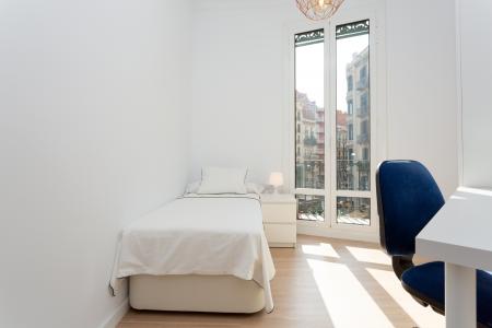 Lindo apartamento para alugar na r/ Balmes