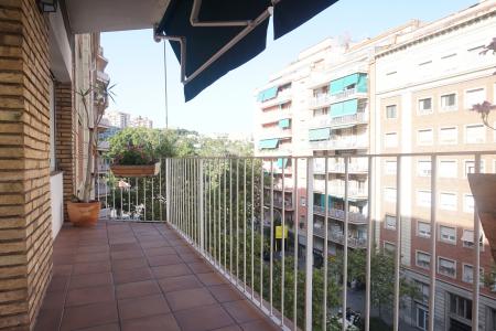 Appartement te huur in Barcelona Pi I Margall - Sardenya