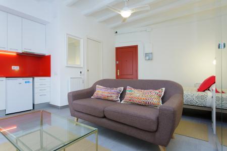 Piso con habitación doble en Gràcia