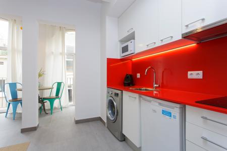 Piso con habitación doble en Gràcia