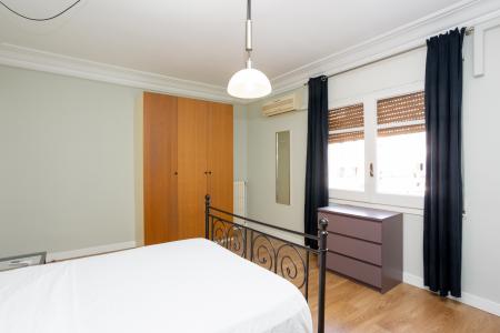 Appartement te huur in Barcelona Av. Roma - Casanova
