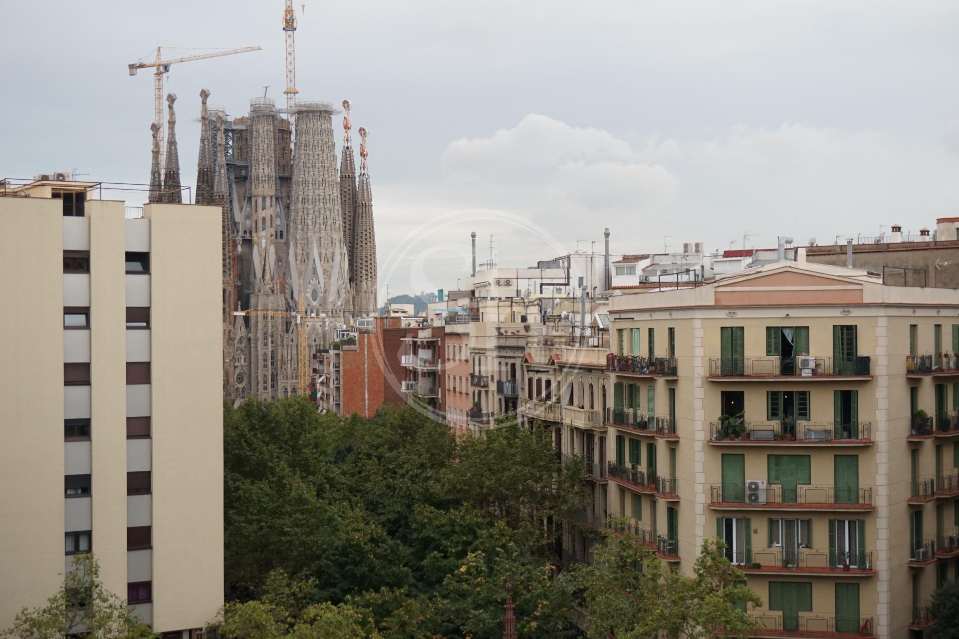 Pis en Lloguer a Barcelona Av Gaudí - Còrsega