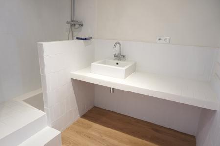 Appartamento in Affitto a Barcelona Passatge De Les Cinc Torres - Deu I Mata