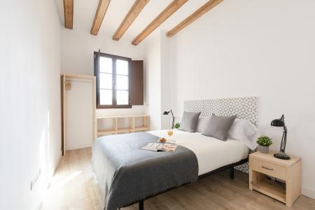 Appartement te huur in Barcelona Macba - Plaça Universitat