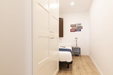 Appartement te huur in Barcelona Macba - Plaça Universitat