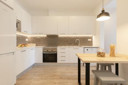 Appartement te huur in Barcelona Macba - Plaça Universitat