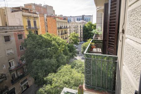 Piso amueblado en calle Calabria distrito Eixample