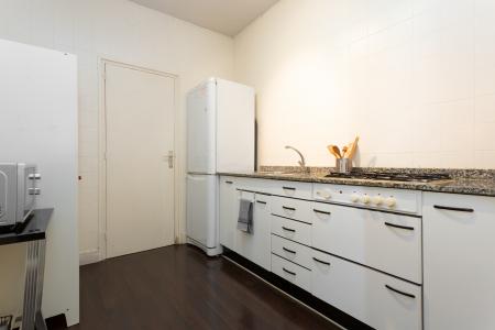 Apartamento en alquiler temporal con dos habitaciones dobles en Poble Sec