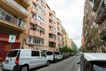 Apartamento en alquiler temporal con dos habitaciones dobles en Poble Sec