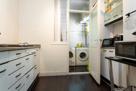 Apartamento en alquiler temporal con dos habitaciones dobles en Poble Sec
