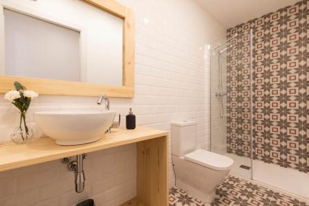 Luminoso apartamento de alquiler en calle Joaquim Costa