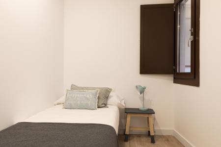 Appartement te huur in Barcelona Macba - Plaça Universitat