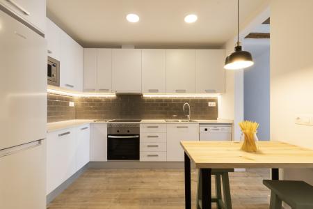 Appartement te huur in Barcelona Macba - Plaça Universitat