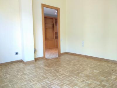 Appartement te huur in Barcelona Pg. Sant Gervasi - Avenida Tibidabo