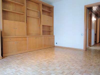 Appartement te huur in Barcelona Pg. Sant Gervasi - Avenida Tibidabo