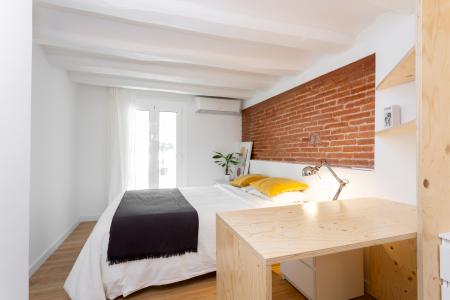 Appartement te huur in Barcelona Béjar - Estació De Sants