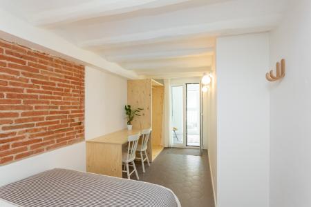 Appartement te huur in Barcelona Béjar - Estació De Sants