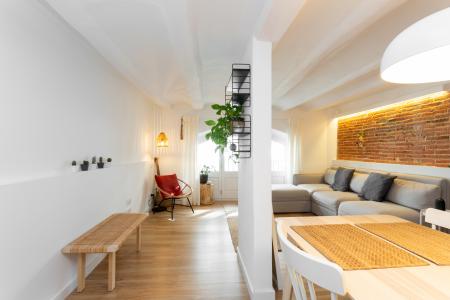 Appartement te huur in Barcelona Béjar - Estació De Sants