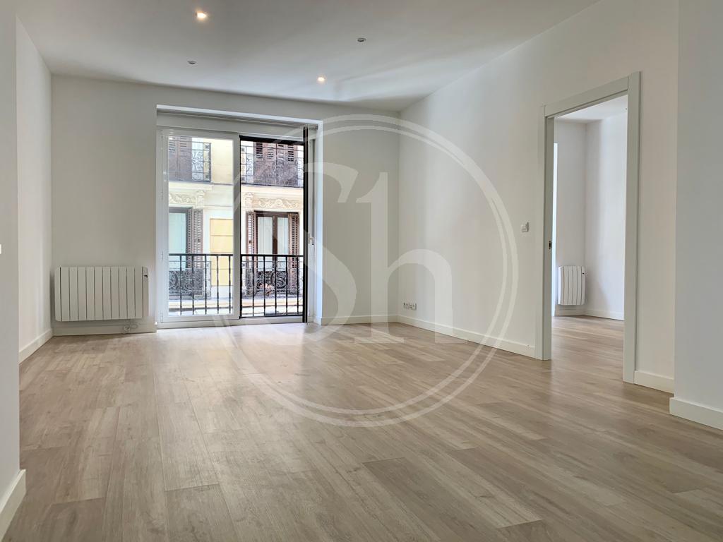 Apartment for Rent in Madrid Barquillo - Chueca