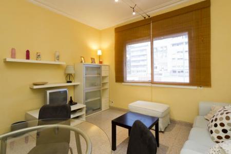 Appartement te huur in Barcelona Viladomat - Provenca (wifi Soon)