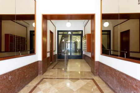 Appartement te huur in Barcelona Viladomat - Provenca