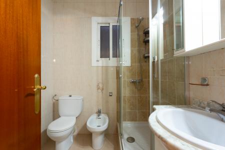 Appartement te huur in Barcelona Viladomat - Provenca