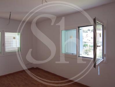 Unifamiliar aislada te koop in Santa Coloma de Cervelló Apel·les Mestres -joaquim Ruira (urbanització)
