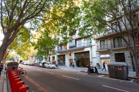 Appartement te huur in Barcelona Rocafort - Diputació