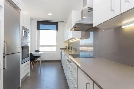 Amplio apartamento para alquiler en la calle Fluvià - Av. Diagonal