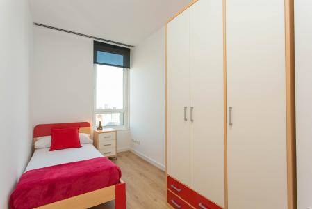 Amplio apartamento para alquiler en la calle Fluvià - Av. Diagonal