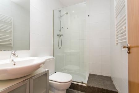 Amplio apartamento para alquiler en la calle Fluvià - Av. Diagonal
