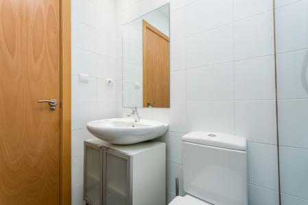 Amplio apartamento para alquiler en la calle Fluvià - Av. Diagonal